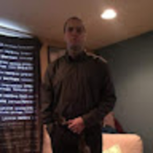 Meet your Posher, David - Picture 1 of 1